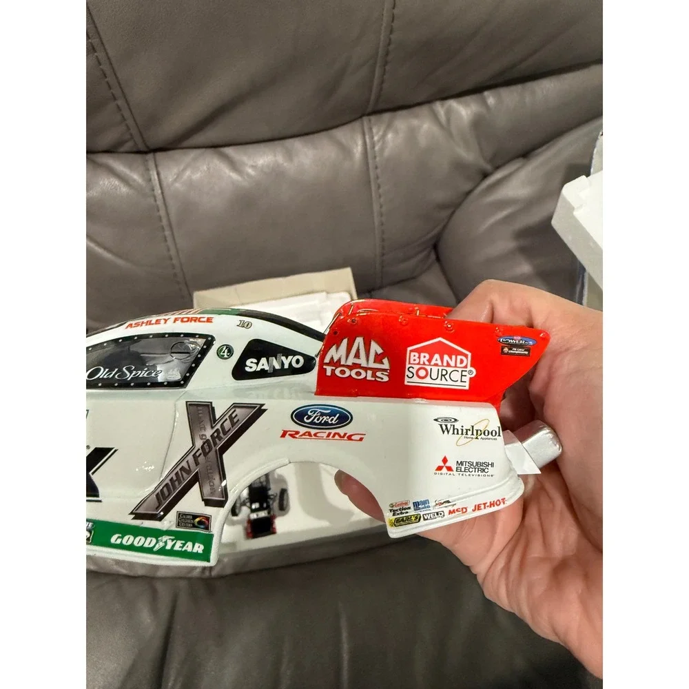 Action NHRA Ashley Force Castrol GTX Ford Mustang Funny Car 1:24 Diecast Limited